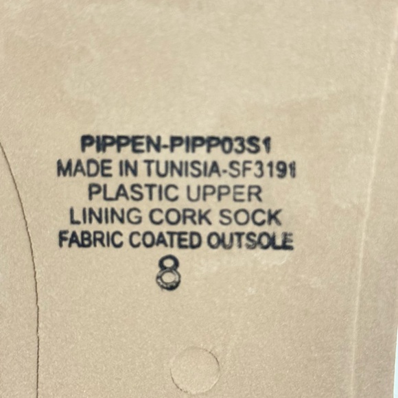 Steve Madden Women's Sandals with Clear and Silver Accents - Picture 12 of 12